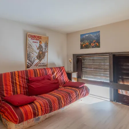 Grand Roc - Ancolies 017 - Happy * Chamonix